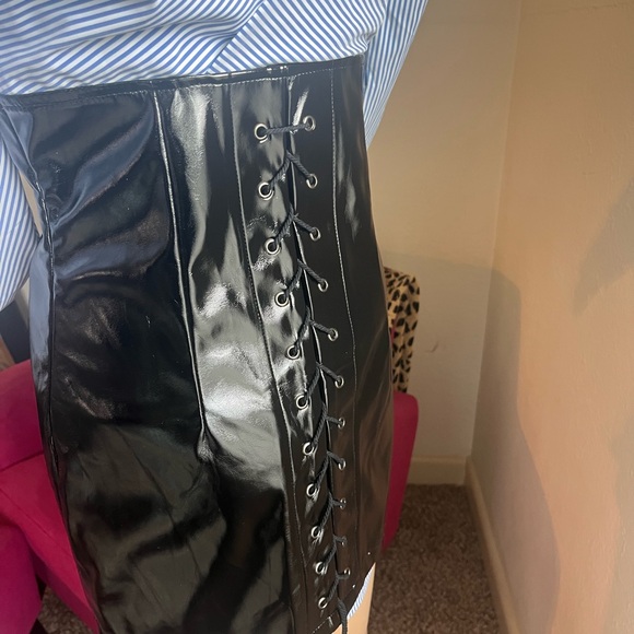 Pleather corset tie back mini dress 🏴‍☠️ 🔵⚪️Side zipper shown open in photo - Picture 7 of 8